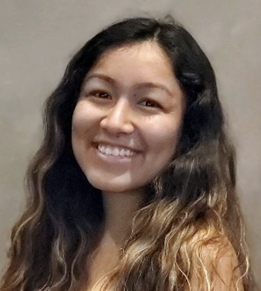 Photo of Mariana, smiling, pre-graduate student advisor